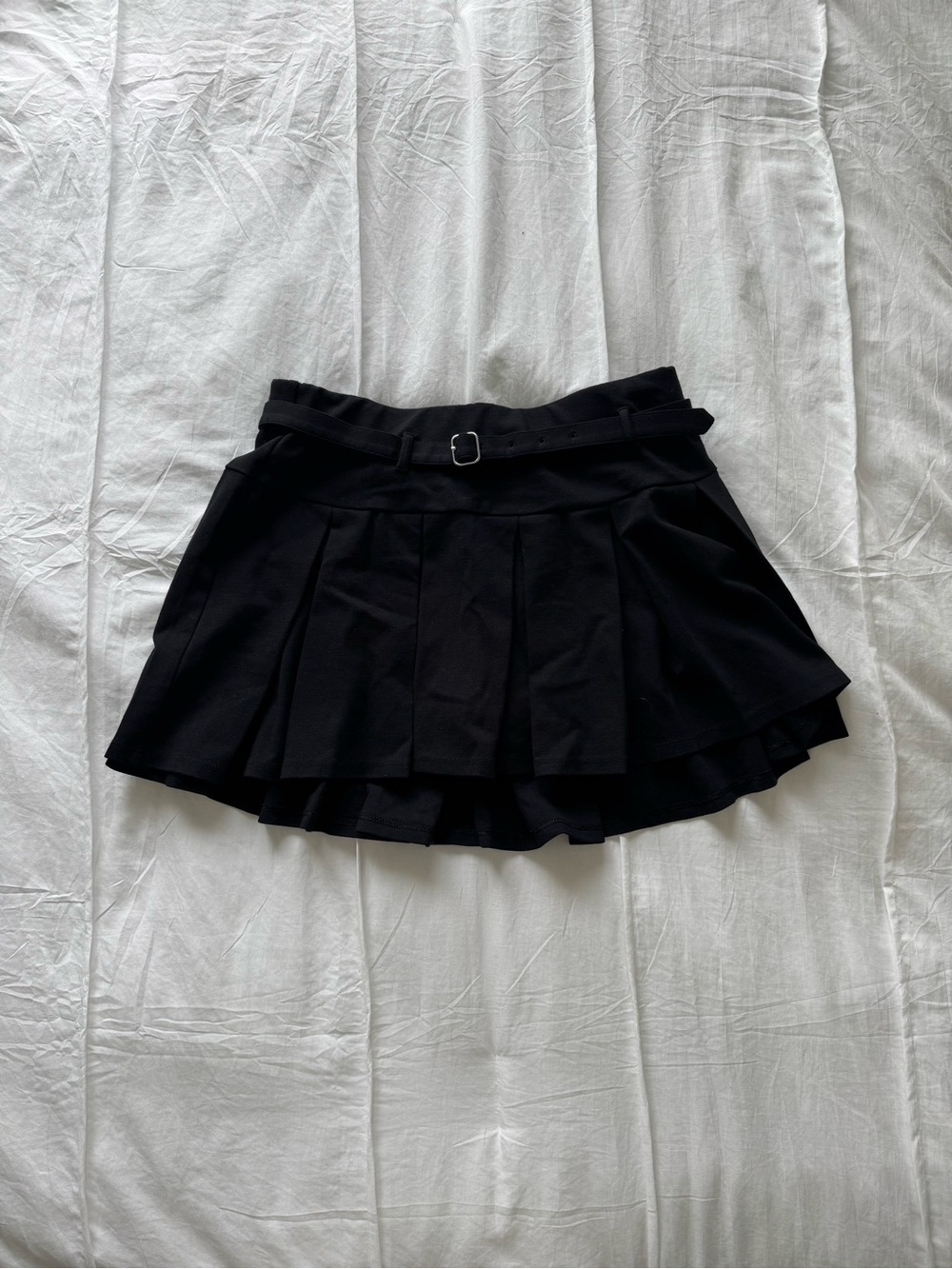 American Eagle Outfitters Black Pleated Mini Skirt with Belt
